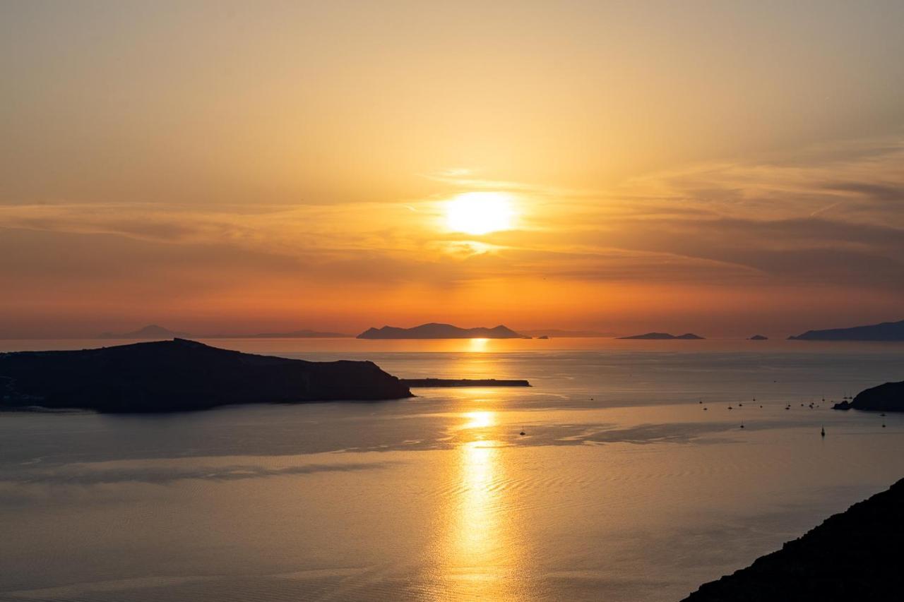 U & Me Suites Fira (Santorini) Exterior foto