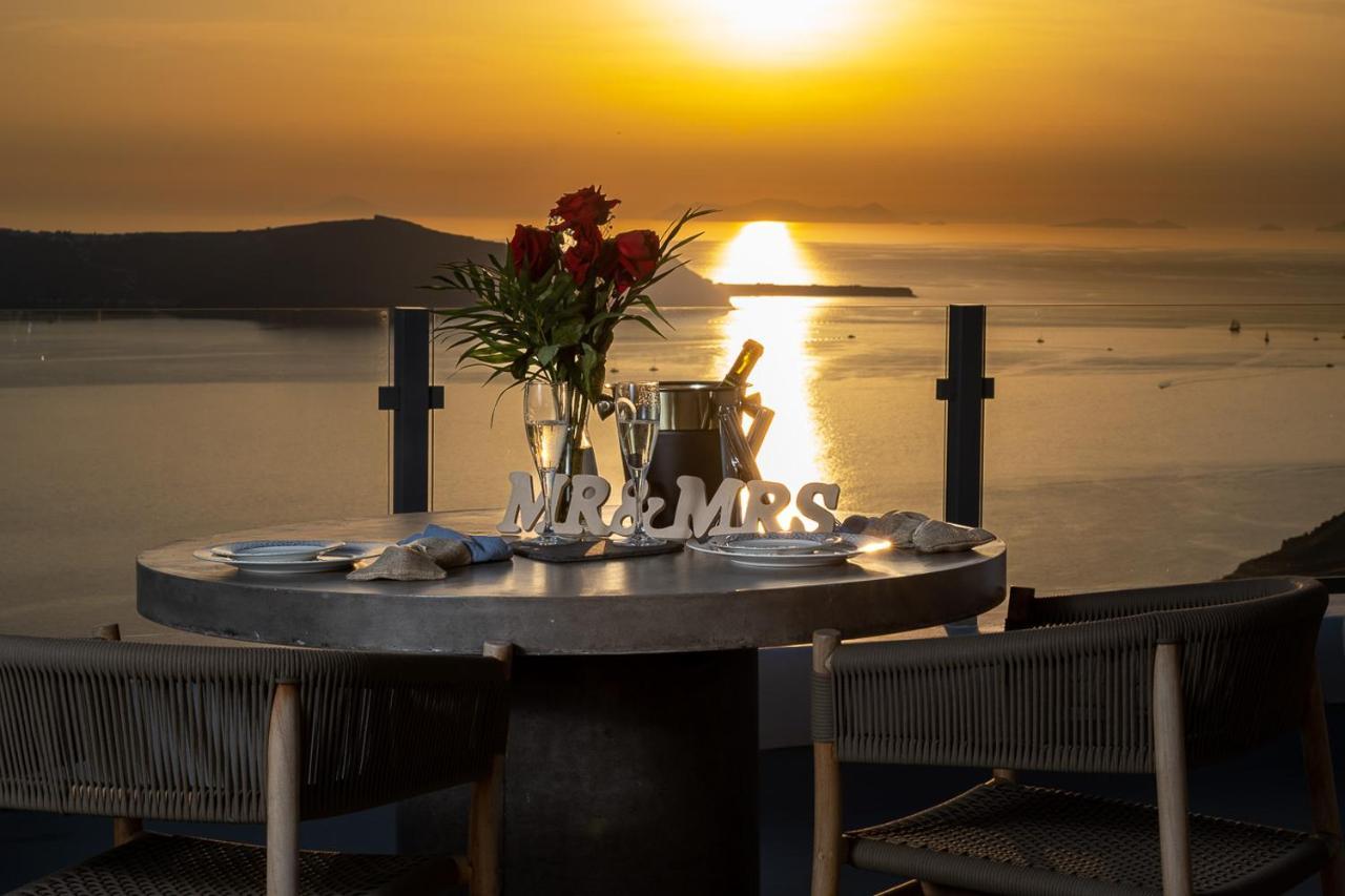 U & Me Suites Fira (Santorini) Exterior foto