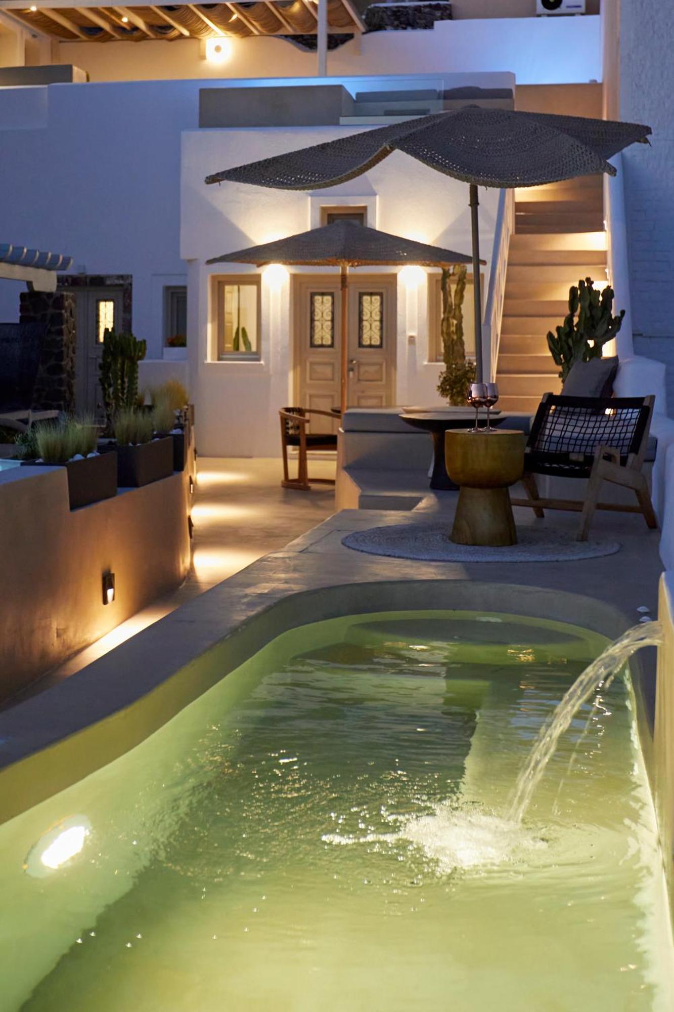 U & Me Suites Fira (Santorini) Exterior foto